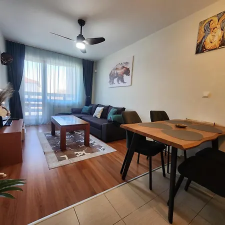 Elegant Access Premium Apartmán *